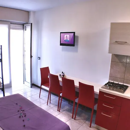Stylish With Outdoor Pool Appartement *